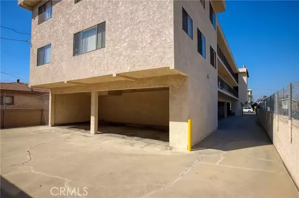 Hawthorne, CA 90250,4360 W 137th Street