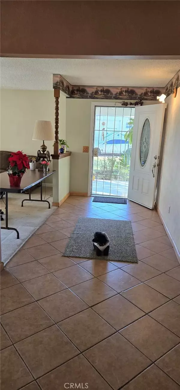 Norco, CA 92860,3275 Sierra Avenue