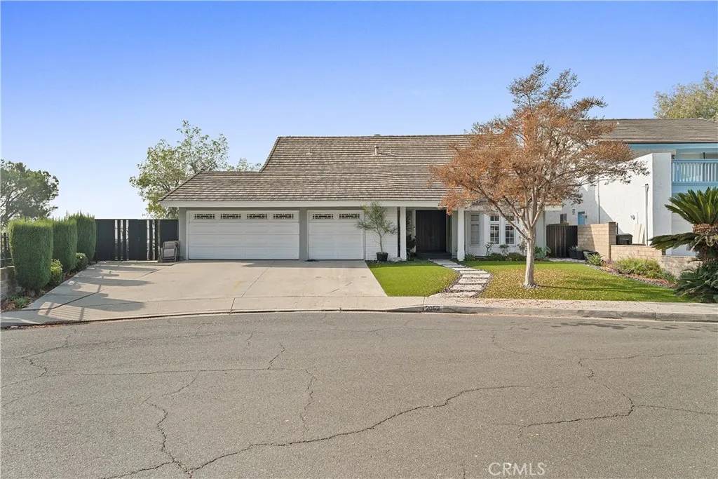 2052 Thomas Place, West Covina, CA 91792