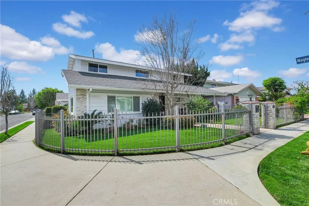Sherman Oaks, CA 91401,13330 Killion Street