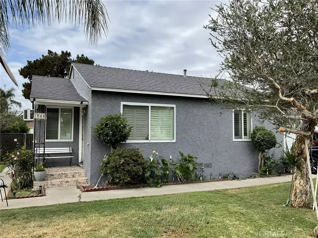 Downey, CA 90240,7844 Gainford Street