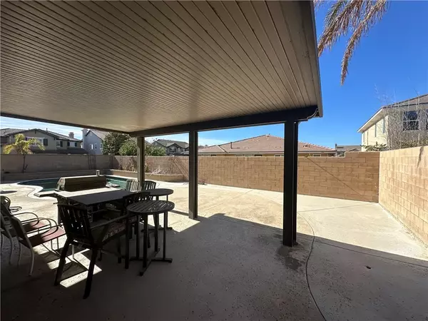 Eastvale, CA 92880,6891 Old Peak Lane