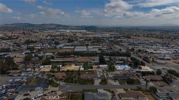 Jurupa Valley, CA 92509,9931 Union Street