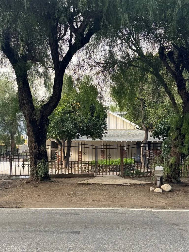 Bloomington, CA 92316,17560 Santa Ana Avenue