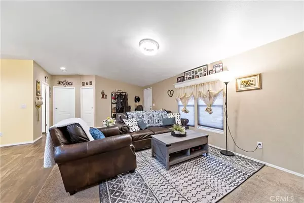 La Verne, CA 91750,2755 Arrow #106