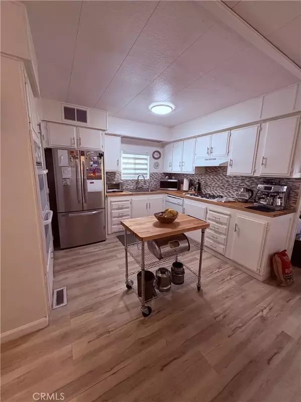 San Dimas, CA 91773,1630 W Covina #74