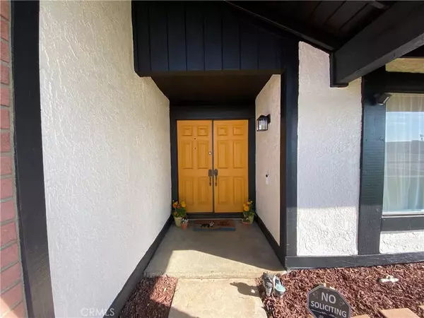Rialto, CA 92377,890 W Bohnert Avenue