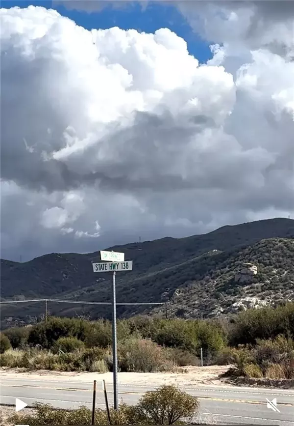 Hesperia, CA 92345,357321 Oak Springs