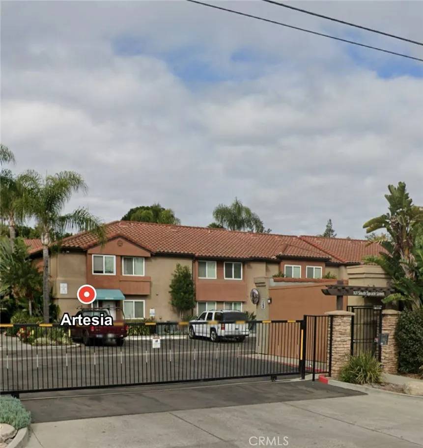 Escondido, CA 92025,101 S Spruce Street #103