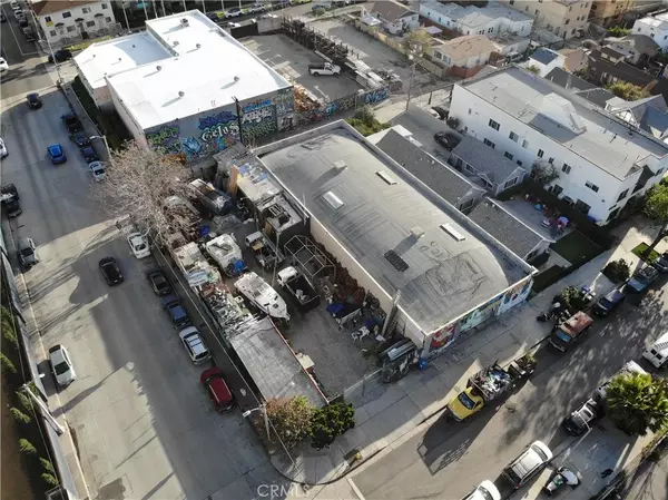 Los Angeles, CA 90038,1015 N Gower