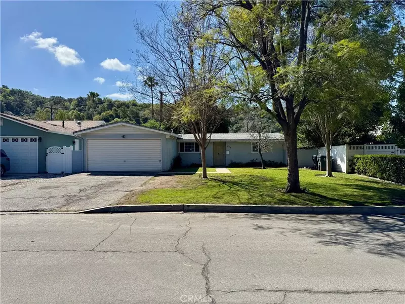 532 E Haltern Avenue, Glendora, CA 91740