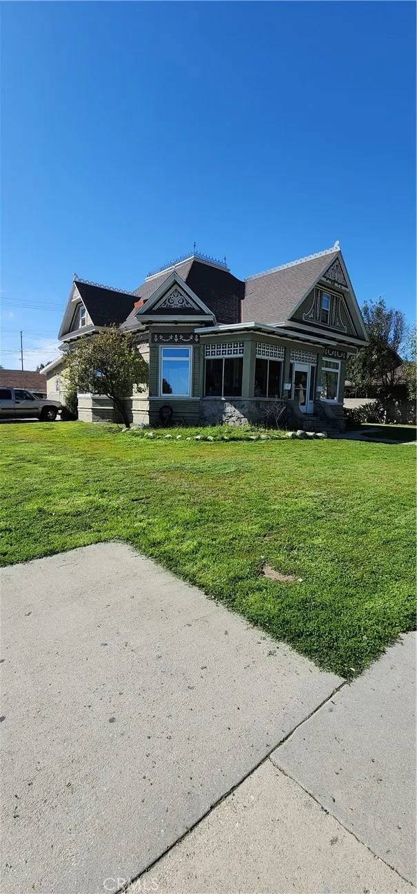 Azusa, CA 91702,403 N San Gabriel Avenue