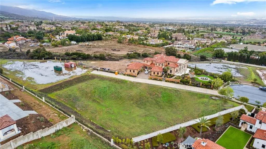 Corona, CA 92881,1252 Via Venezia