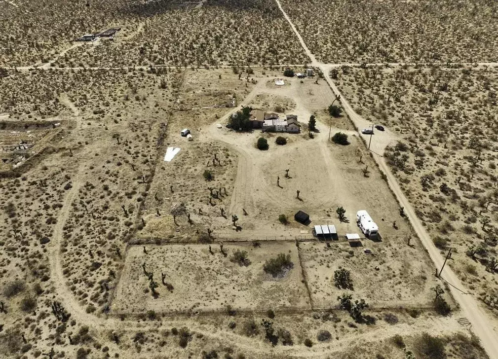 Llano, CA 93544,32800 224th Street East