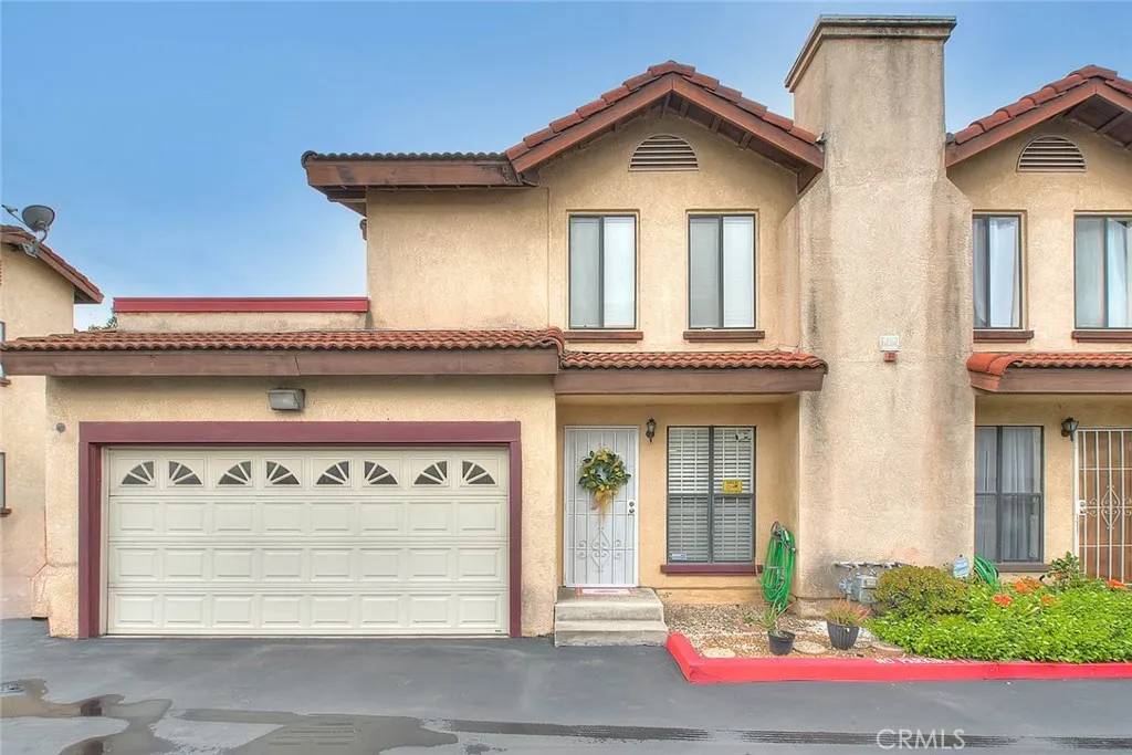 4018 W 5th Street #J, Santa Ana, CA 92703