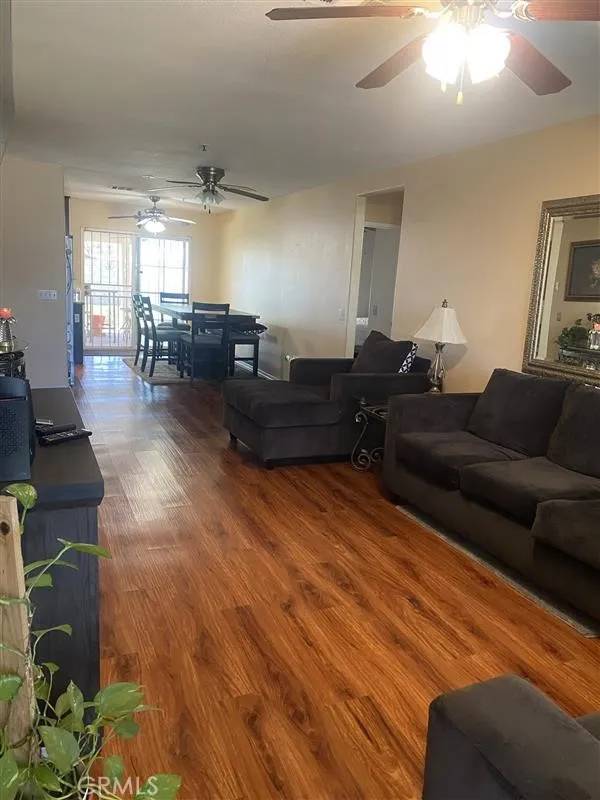 Fontana, CA 92335,15942 DIANTHUS Court