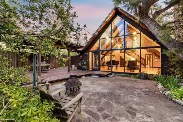 2462 Grand Avenue, Claremont, CA 91711