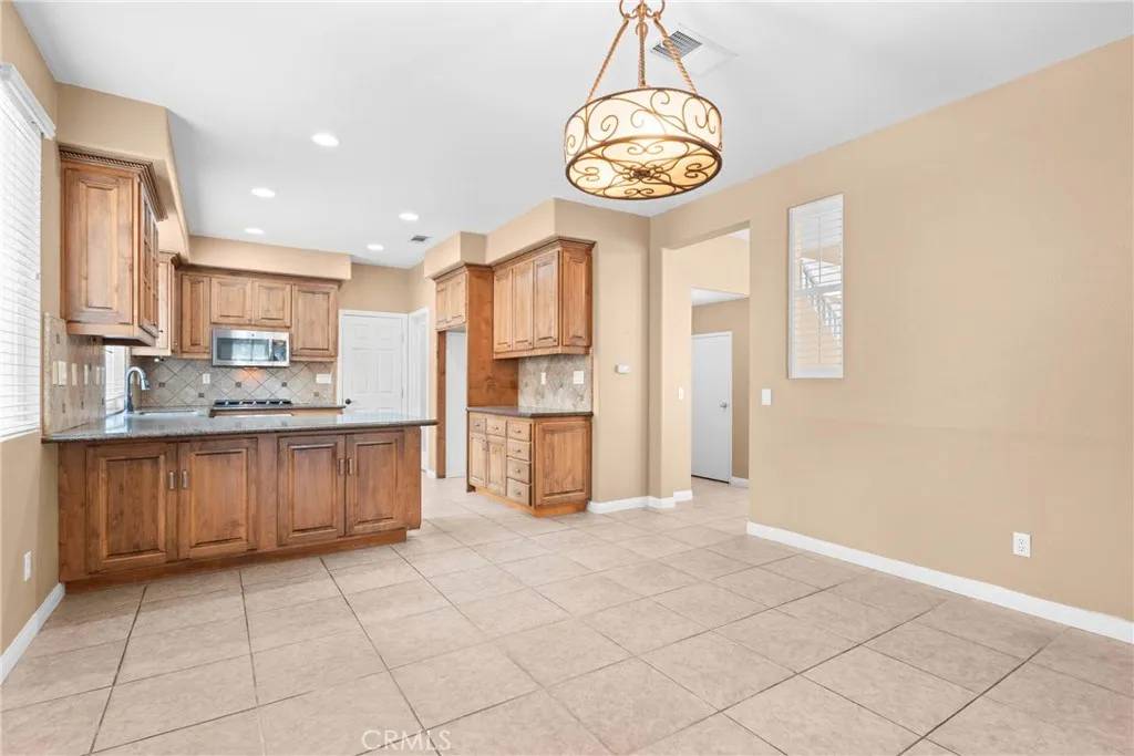 Temecula, CA 92592,32865 Naples Court