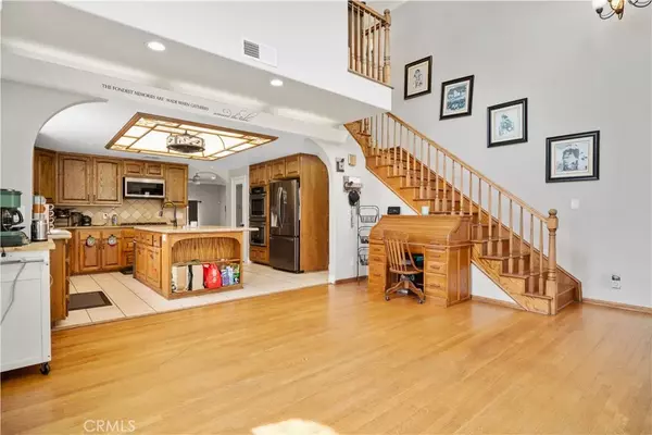 Lakewood, CA 90712,5949 Faculty Avenue