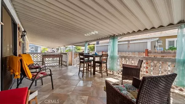 Corona, CA 92883,21650 Temescal Canyon #7