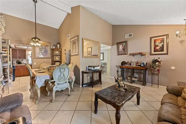 Rialto, CA 92376,860 3rd Street