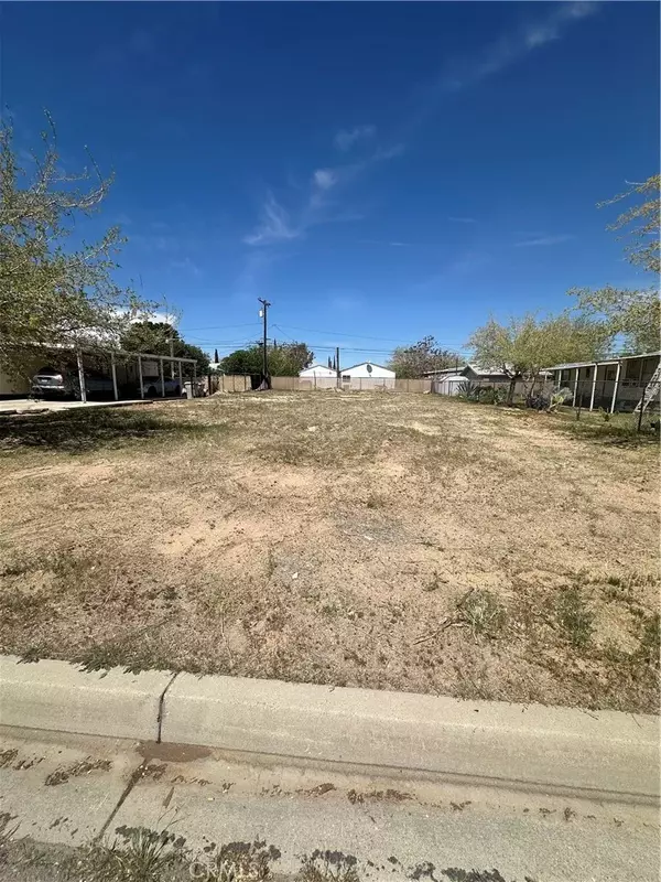 Hesperia, CA 92345,0 Hinton