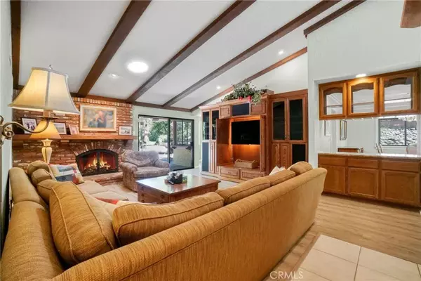 La Verne, CA 91750,7227 NE Monterey Street