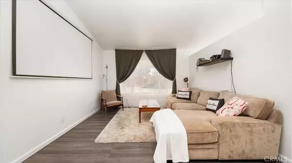 Adelanto, CA 92301,10738 Plainfield Street East