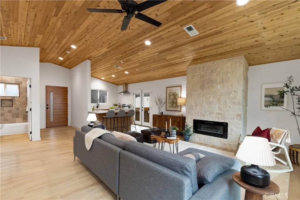 53045 Rockmere Drive, Idyllwild, CA 92549