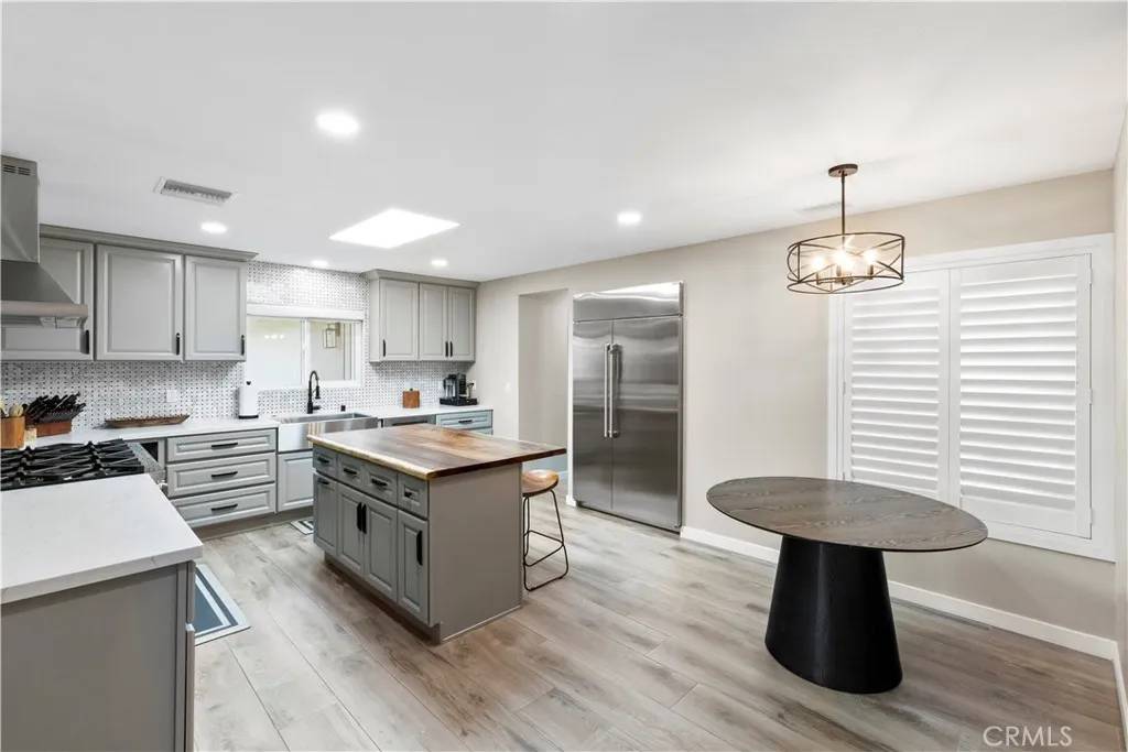 Covina, CA 91724,355 N Garsden Avenue