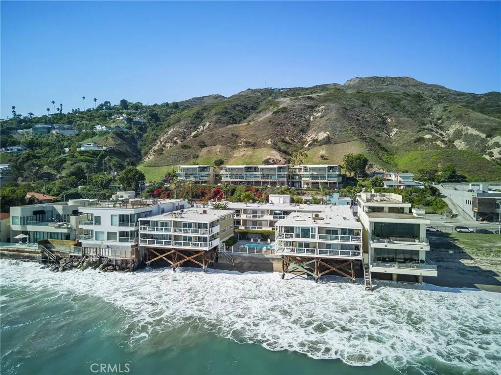 Malibu, CA 90265,22626 Pacific Coast Highway #19
