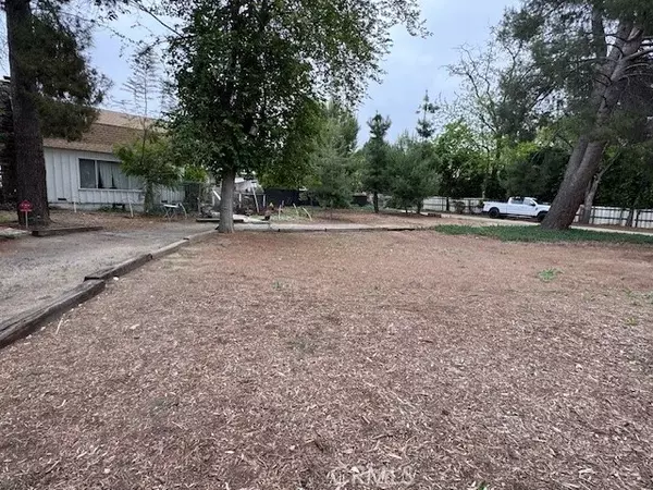 Lakeview Terrace, CA 91342,10223 Foothill Boulevard