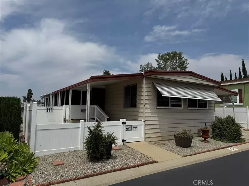 1254 W Cienega #154, San Dimas, CA 91773