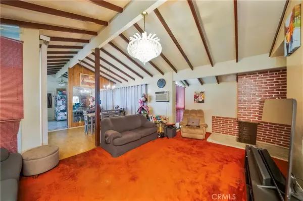 Panorama City, CA 91402,8401 Kester Avenue