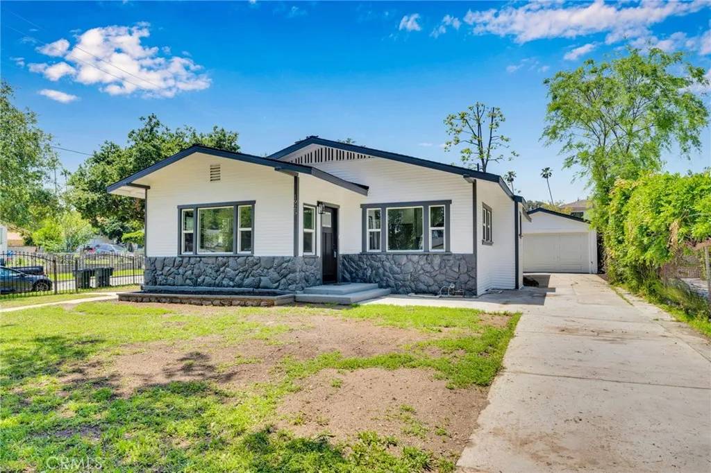 1925 N Marengo Avenue, Pasadena, CA 91103