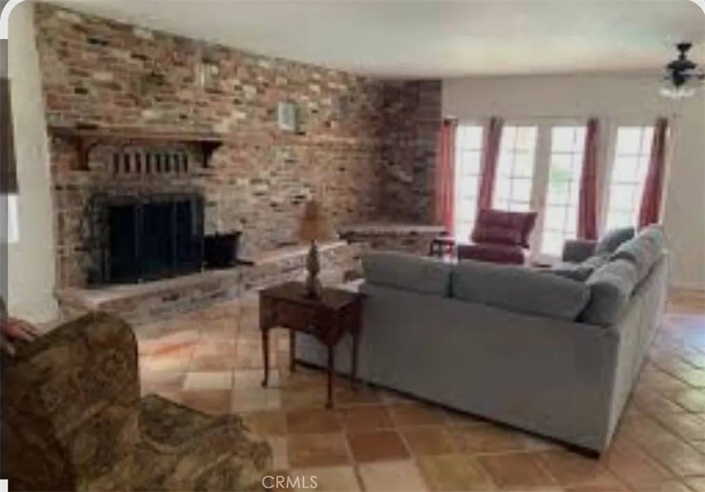 San Dimas, CA 91773,441 E Baseline Road