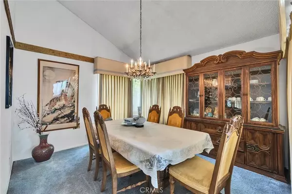 San Dimas, CA 91773,951 Calle Primavera