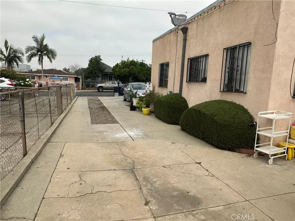 East Los Angeles, CA 90022,606 S Kern Avenue