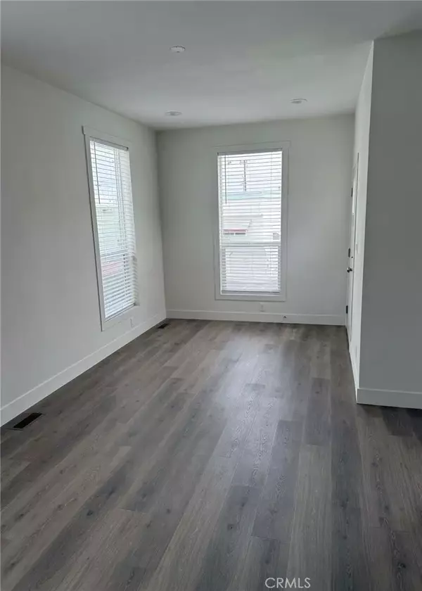 Montebello, CA 90640,630 S Maple #07