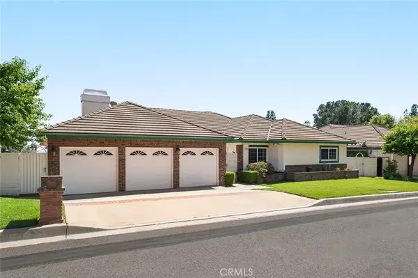 Sierra Madre, CA 91024,1206 Arno Drive