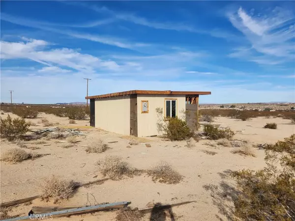 Joshua Tree, CA 92252,68423 Ranier Road