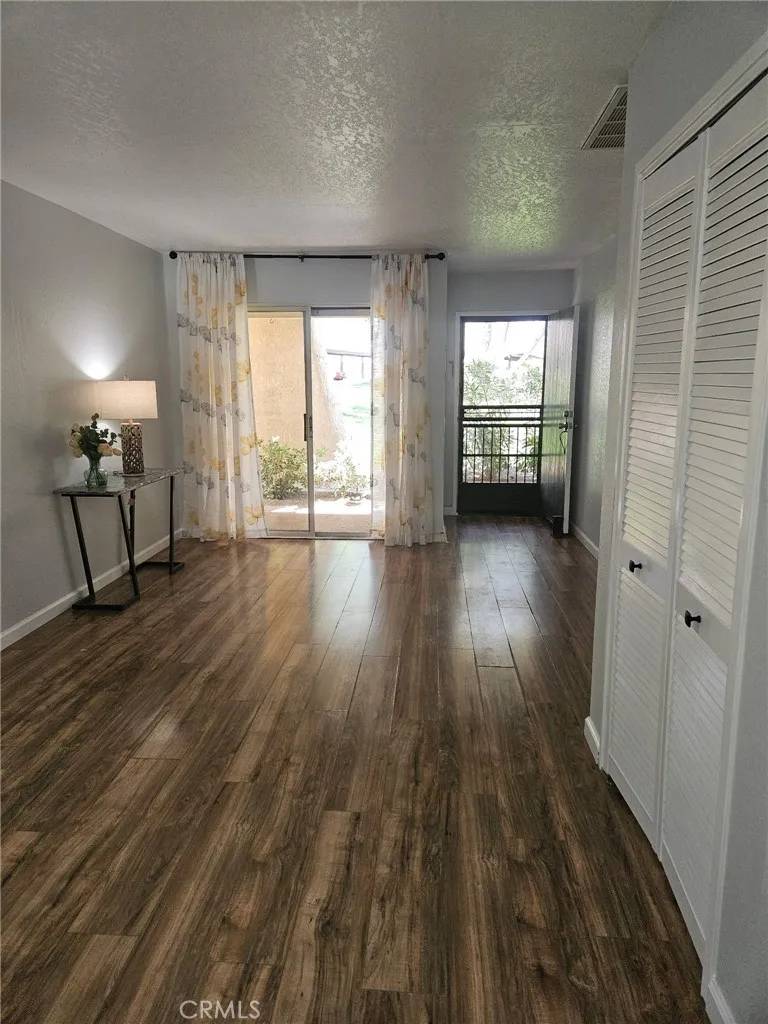 Palm Springs, CA 92262,2809 N Los Felices Circle East #100
