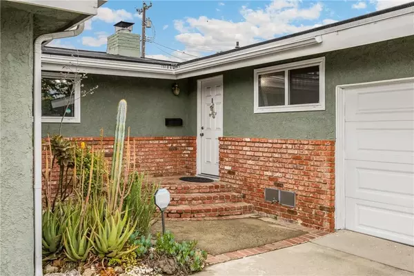 Glendora, CA 91741,1005 E Woodland Lane