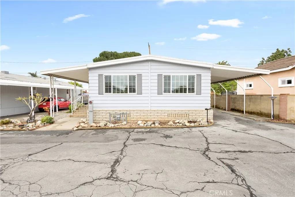 La Verne, CA 91750,3530 Damien #202