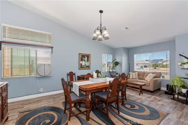 Apple Valley, CA 92308,21269 Chardonnay Drive