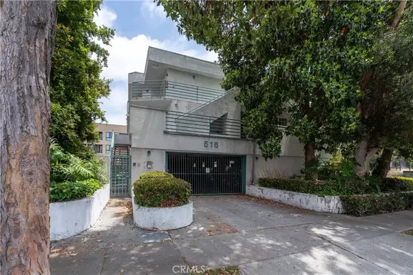 Inglewood, CA 90302,516 Venice Way