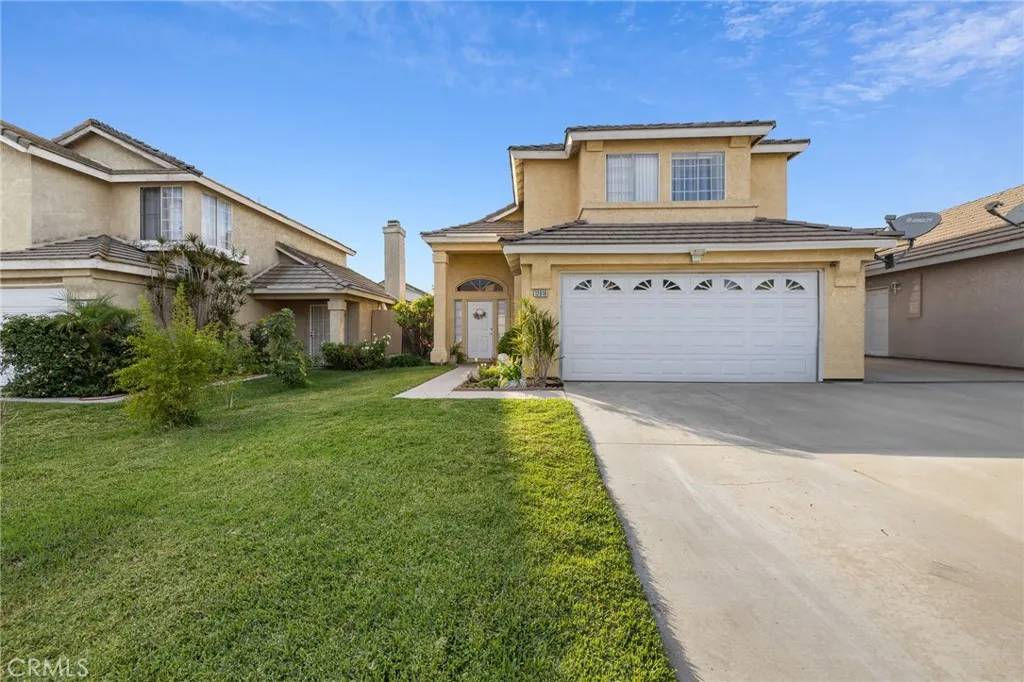 12018 Cherrywood Drive, Fontana, CA 92337