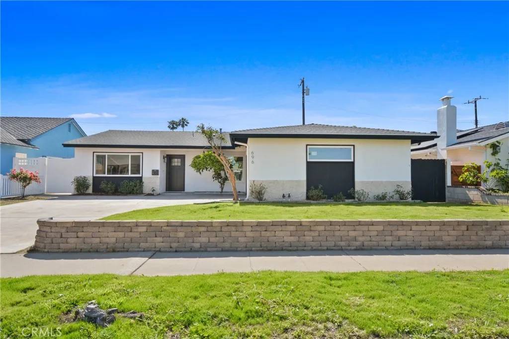 Orange, CA 92867,696 N Milford Road