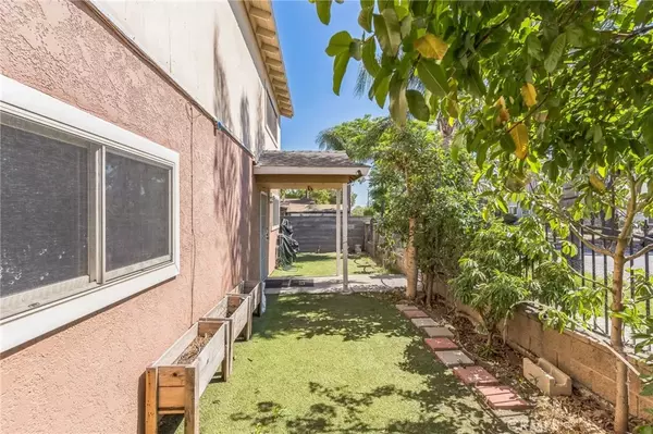 Ontario, CA 91764,418 N Berlyn Avenue