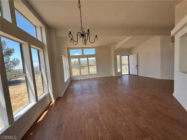 Anza, CA 92539,61225 High Country Trail